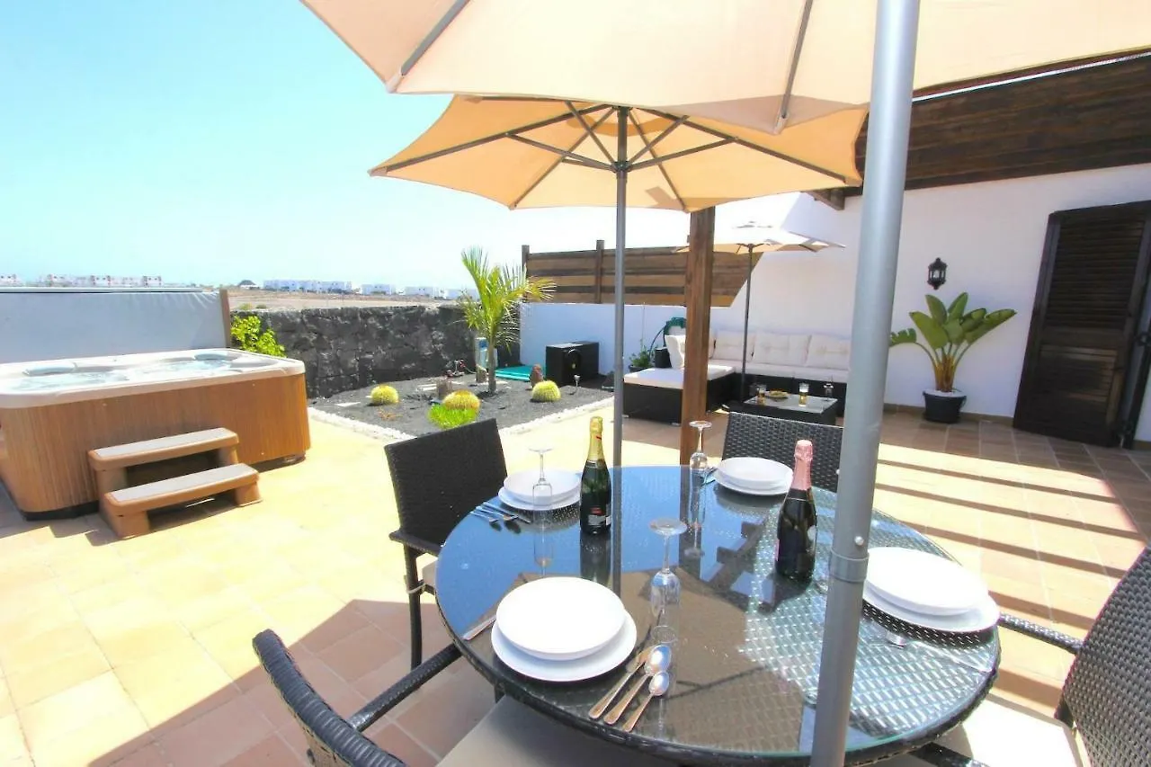 Villa Emma Playa Blanca 0*, Playa Blanca (Lanzarote) Spain